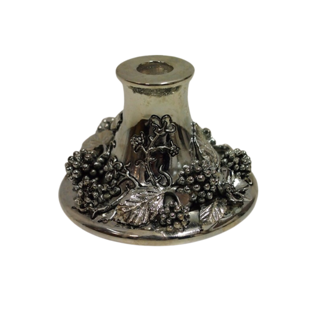 CANDELABRO CON BASE MORAS  PLATINA 8 CMS.