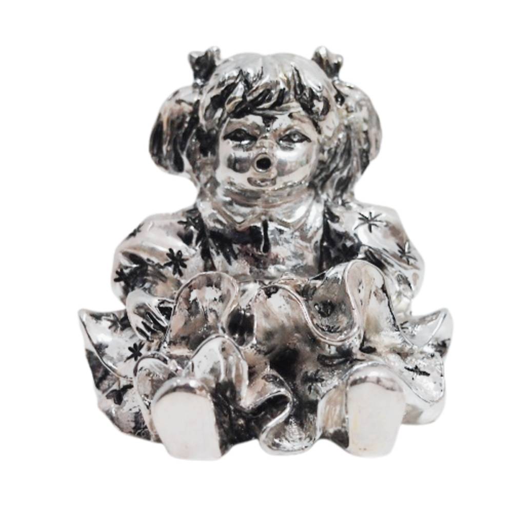 NI�A SENTADA PLATINA 8 CMS.