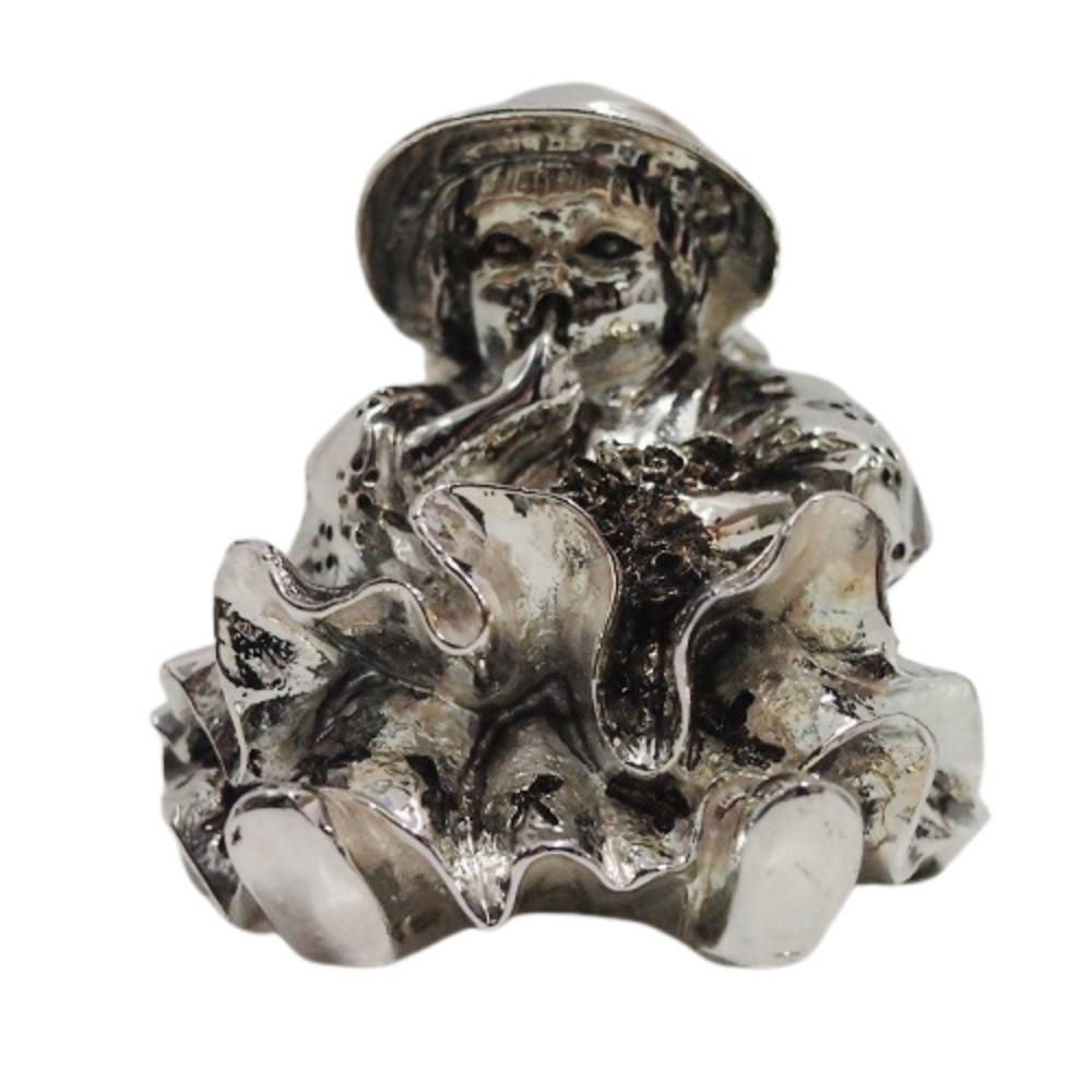 NI�A SENTADA CHICA PLATINA 8 CMS.